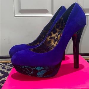 Betsy Johnson Dareth Blue Multi Heels